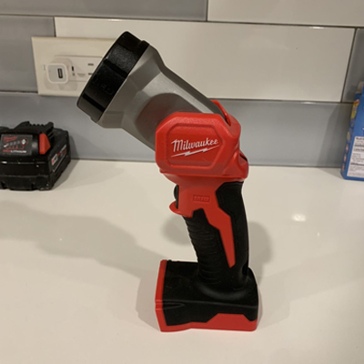 Milwaukee Cordless Torches & Lighting